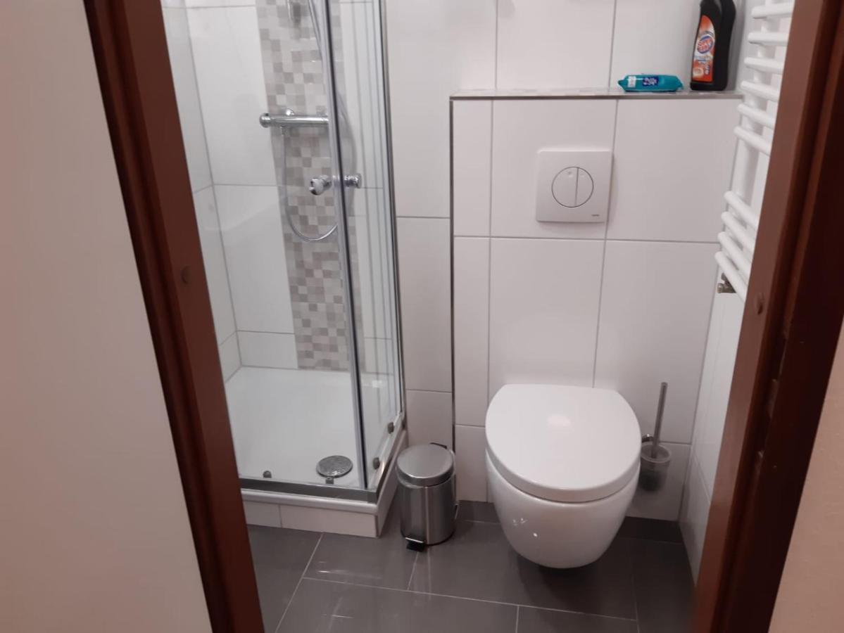 Aschenputtel Apartment อัลเทอเนา ภายนอก รูปภาพ
